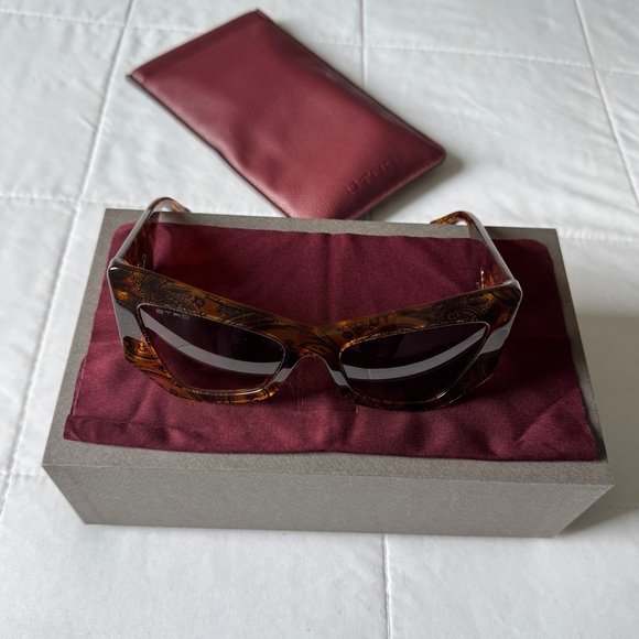 Etro Brown Sunglasses - Picture 6 of 11